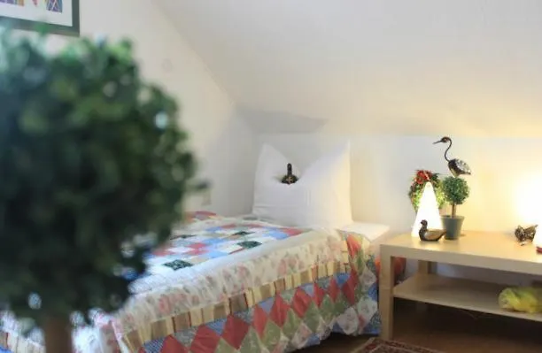 Gruener Baum فندق 3*